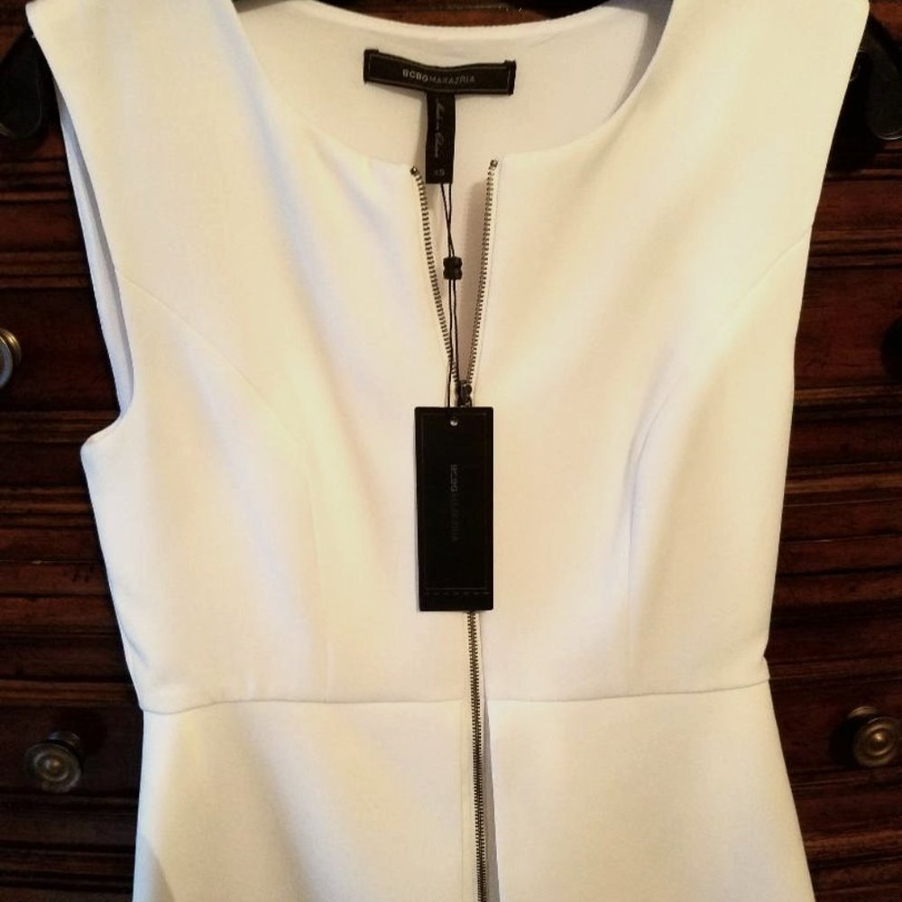 BCBG White Sleeveless Top XS